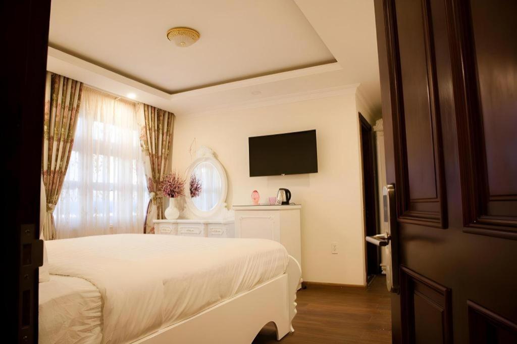 Hoa Sen Vang Hotel Dalat Εξωτερικό φωτογραφία
