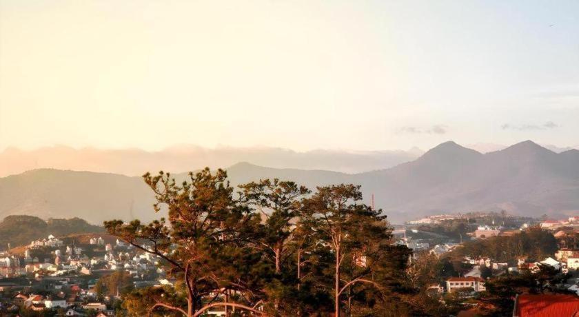 Hoa Sen Vang Hotel Dalat Εξωτερικό φωτογραφία