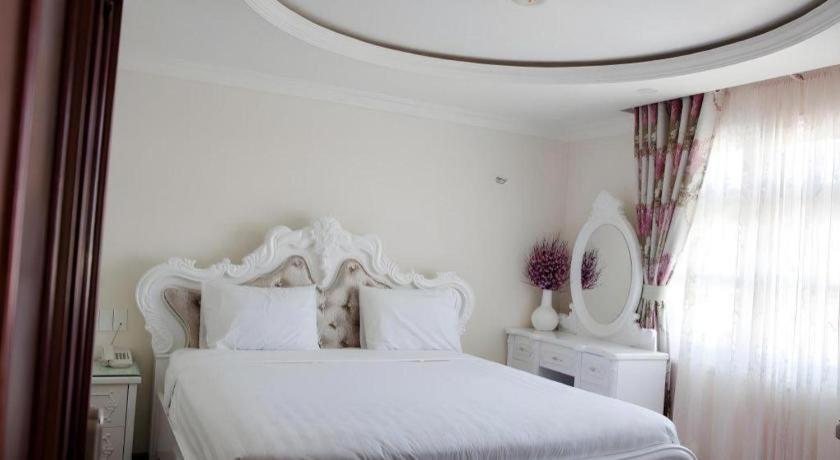 Hoa Sen Vang Hotel Dalat Εξωτερικό φωτογραφία